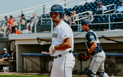 Dock Spiders Explode for 10-2 Win, Start 2-0