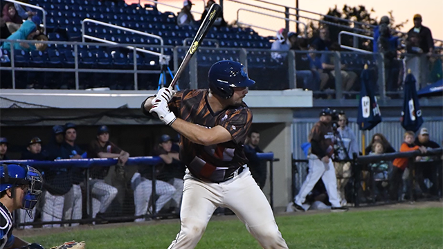 Dock Spiders Unable to Overcome Early Madison Runs, Fall 7-4