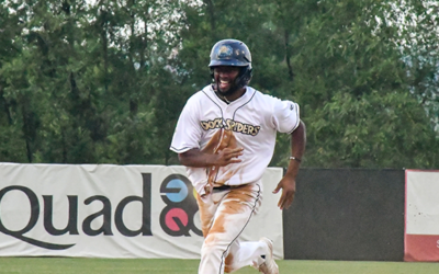 Lakeshore Scores Early, Holds On to Beat Dock Spiders 8-5
