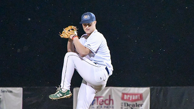 Dock Spiders Strike Out 16, Beat Rockers 6-4