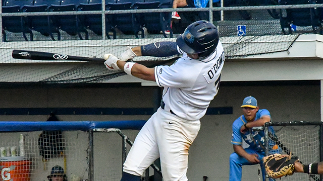 Dock Spiders Sweep the Jackrabbits, Win Series Finale 13-6