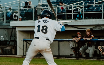 Dock Spiders Score Early, Beat Rockers 10-4