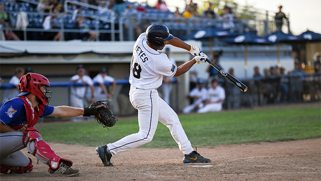 Five Dock Spiders Tally Multi-Hit Night, Defeat Woodchucks 11-3
