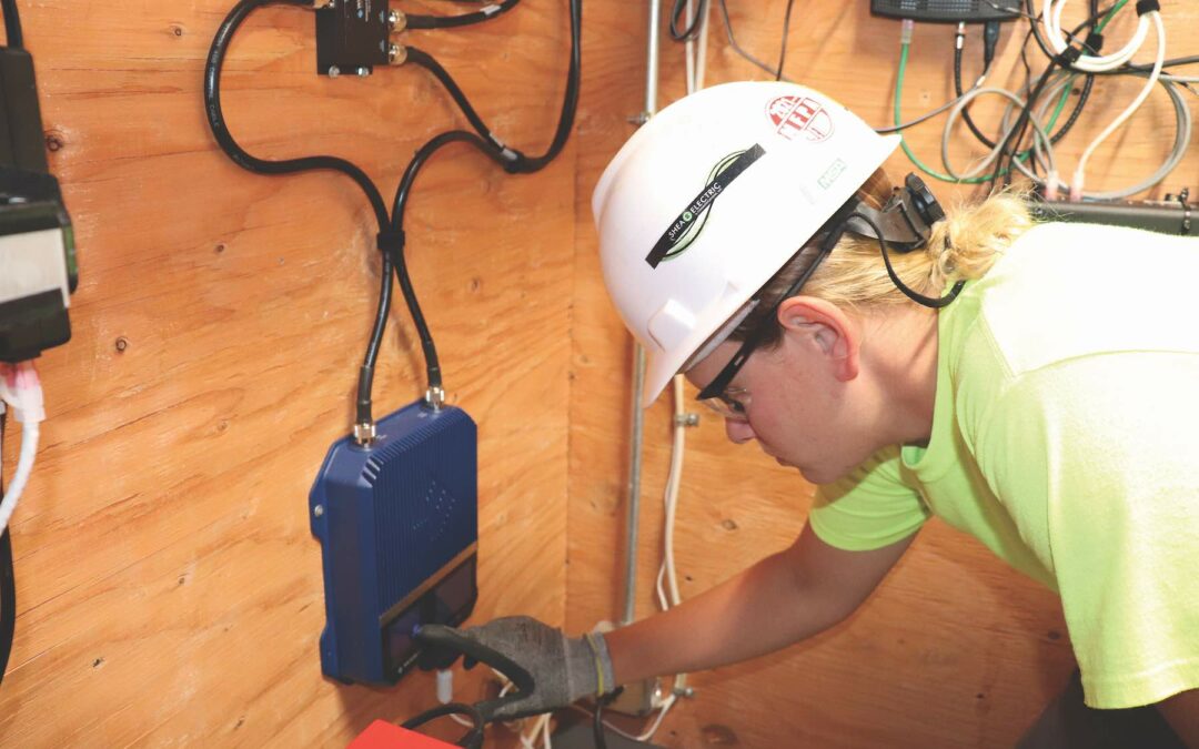 5G Booster Improves Cellular Service Inside Buildings 