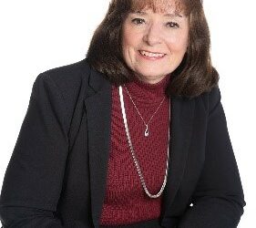 FVSBank Announces Retirement of Ellen Mielke After 35 Years of Dedicated Service
