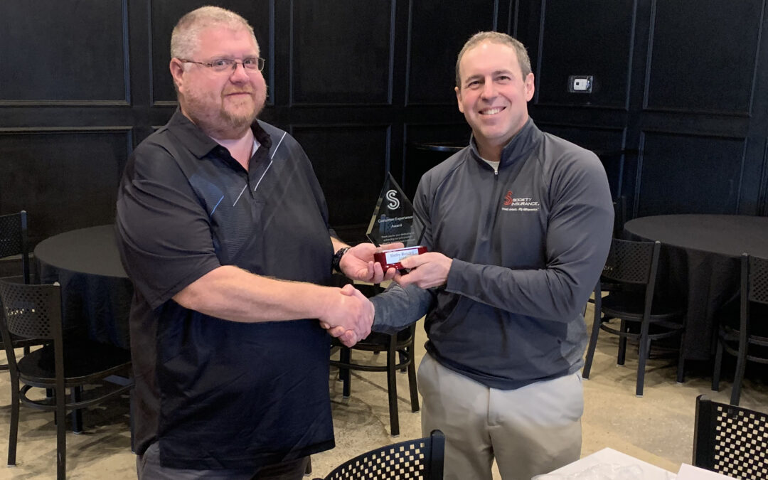 Shelby Blundell Wins Society Insurance Customer Experience Award