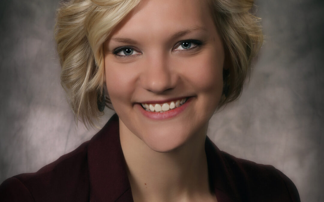 Horicon Bank Marketing Officer receives 40 Under 40 leadership award