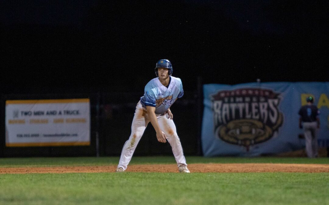 Dock Spiders Win Second Straight, Pummel Chinooks 10-4