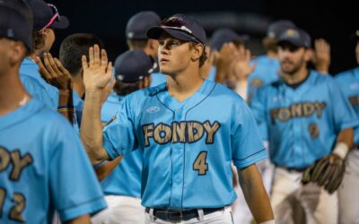 Deters Home Run Lifts Dock Spiders Over Rivets 7-5