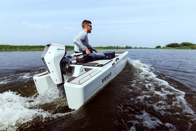 Mercury Marine launches Avator™ 20e and 35e electric outboards – raising the bar for performance, ease of charging and connectivity