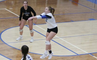 Sabre women’s volleyball splits trip to St. Norbert