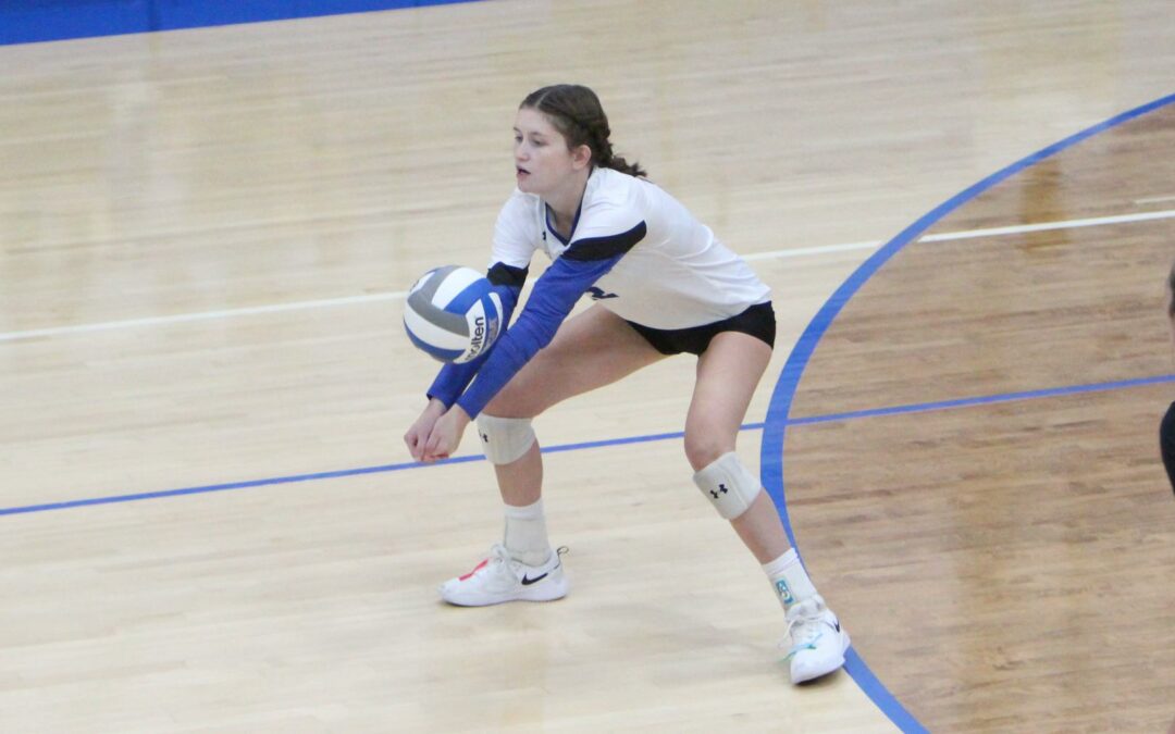 Marian women’s volleyball cruises past Dominican