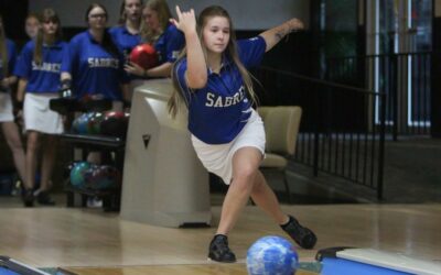 Marian women’s bowling finishes third at UWW Warhawk Classic