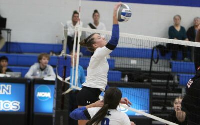 Dominating offense propels Sabre women’s volleyball past Benedictine