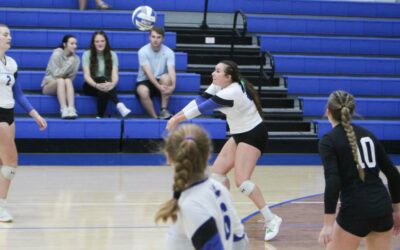 Marian women’s volleyball bounces back with sweep over CUC