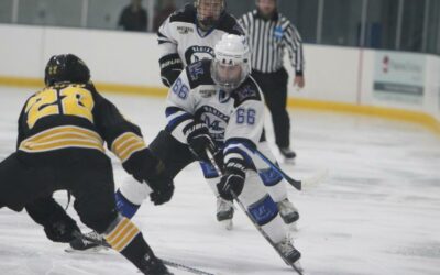 Late surge leads No. 2 Adrian past Sabre NCAA men’s hockey