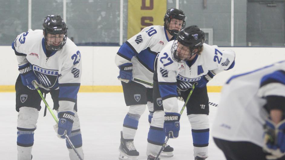 Marian ACHA D2 sweeps home-and-home with MSOE