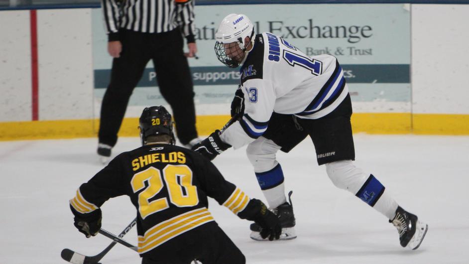Strong finish leads Marian NCAA men’s hockey to sweep