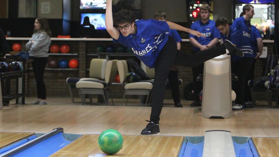 men's team bowling