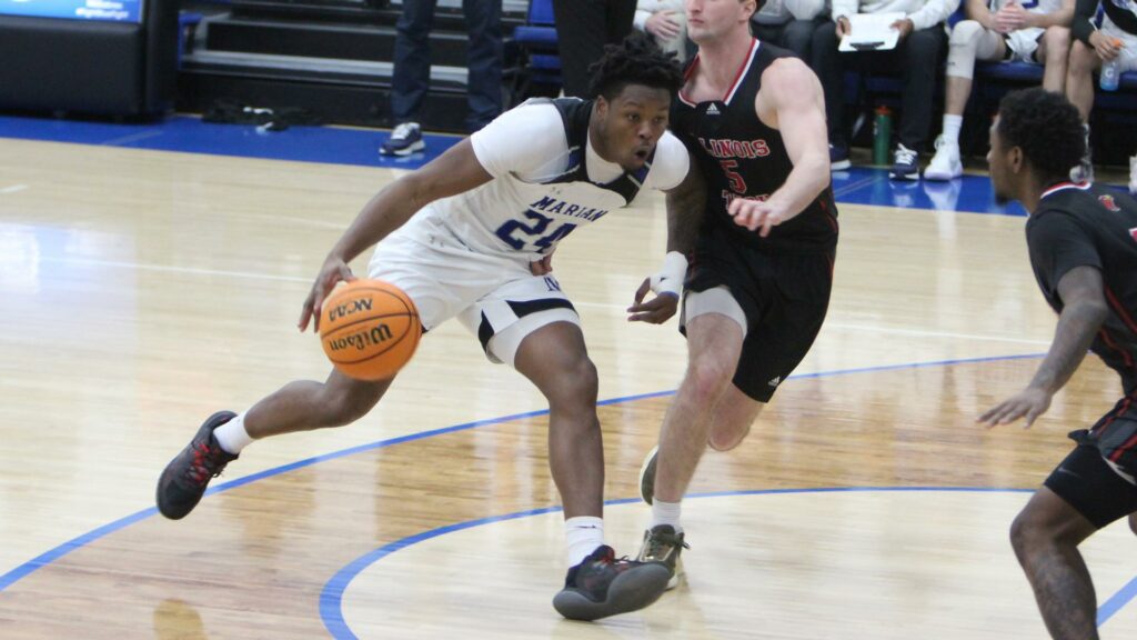 men playing college basketball