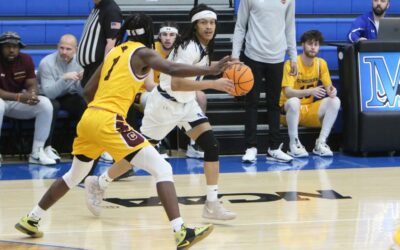 Sabre men’s basketball finishes non-conference slate with UWS