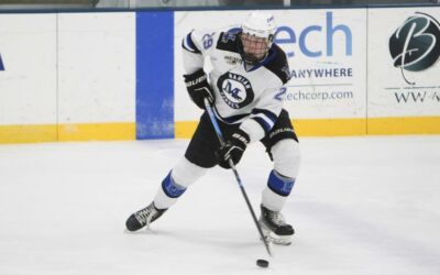 Sabre NCAA men’s hockey suffers sweep at Aurora