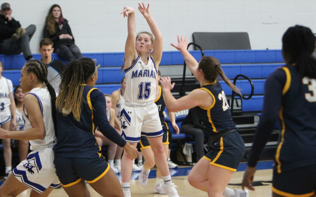 Second half struggles lift Edgewood past Sabre women’s basketball