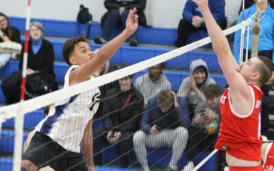 Marian men’s volleyball falls to CUW in three sets