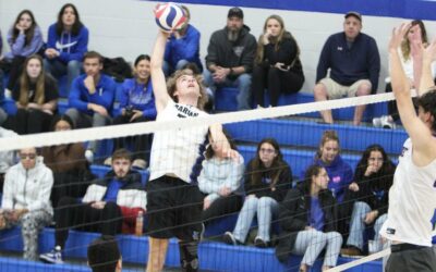 Marian men’s volleyball splits with UW-Stevens Point and Loras