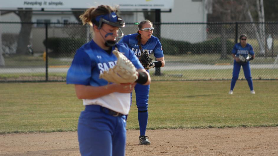 Marian softball sweeps opening day of THE Spring Games