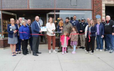 Ribbon Cutting at Kartechner & Girls Flower Co.