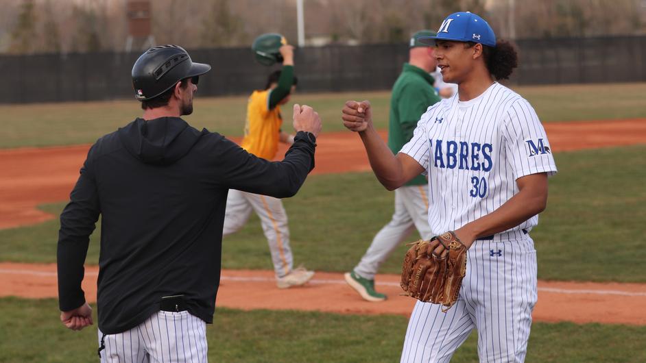 Defense shines in Marian baseball sweep of CUW