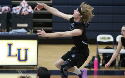 Marian men’s volleyball falls to Aurora in five-set thriller