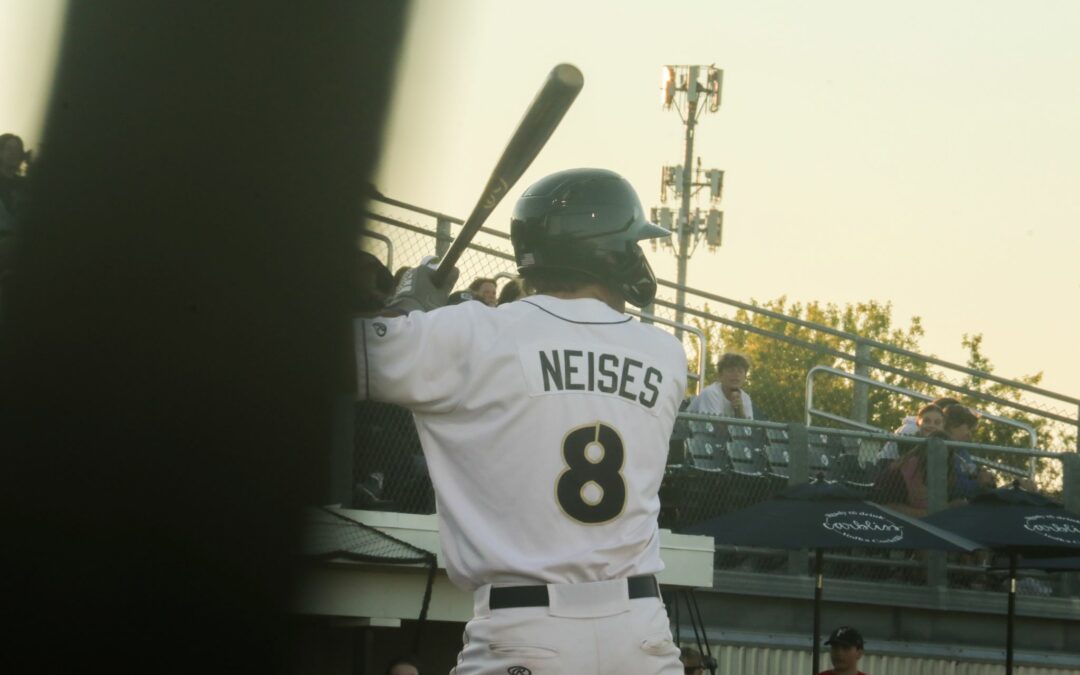 Fireworks Offensively as Dock Spiders Defeat Wausau, 17-7