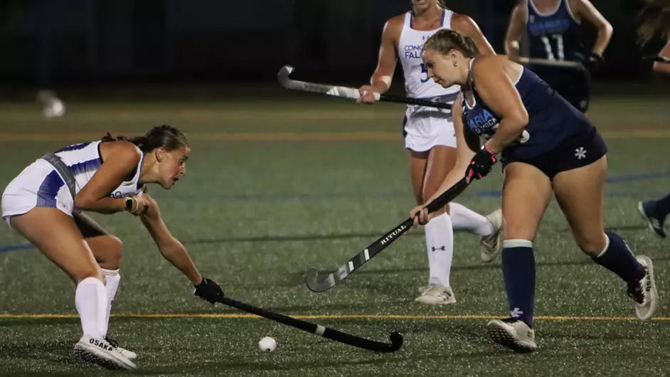 Field hockey players