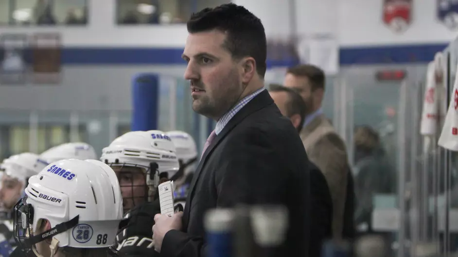Head hockey coach