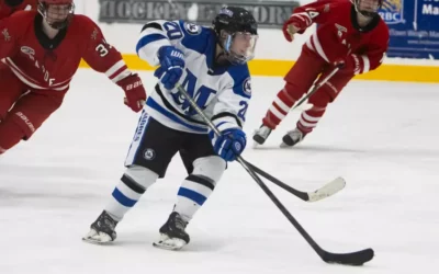 Marian women’s hockey scores late to split with MSOE