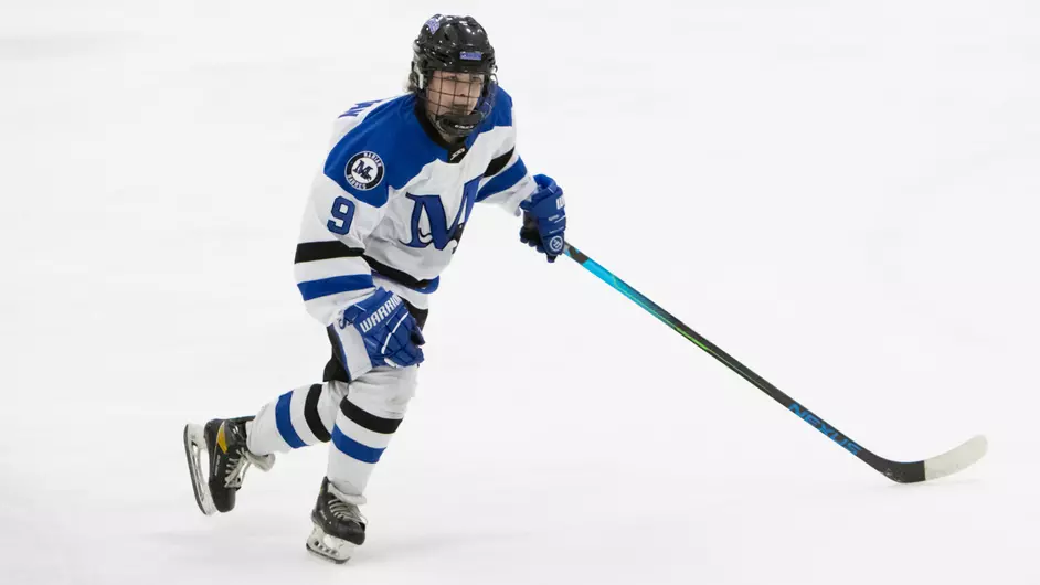 Marian women’s hockey defeats Lawrence in shootout