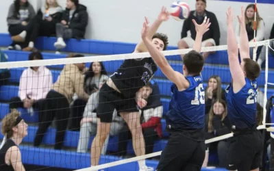 Marian men’s volleyball defeats Adrian to stay perfect