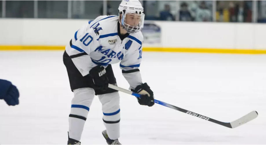 Late score leads Marian NCAA men’s hockey to upset of No. 7 Trine