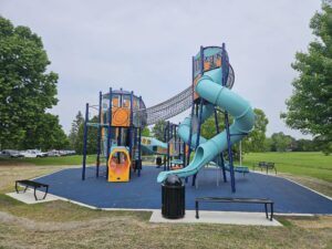 Playground equipment