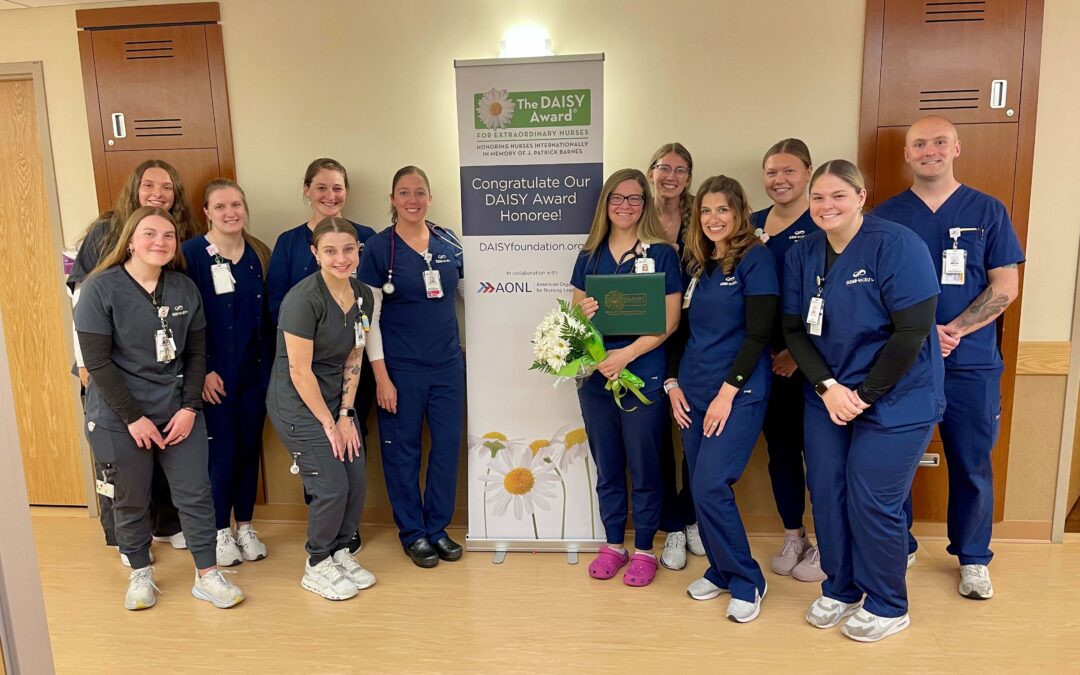 5 West nurse receives St. Agnes Hospital DAISY Award for Extraordinary Nurses honor