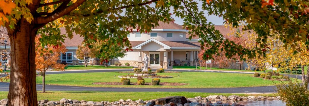 A building outside in the fall