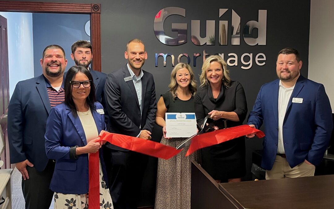 Envision Greater Fond du Lac Hosts Ribbon Cutting at Guild Mortgage