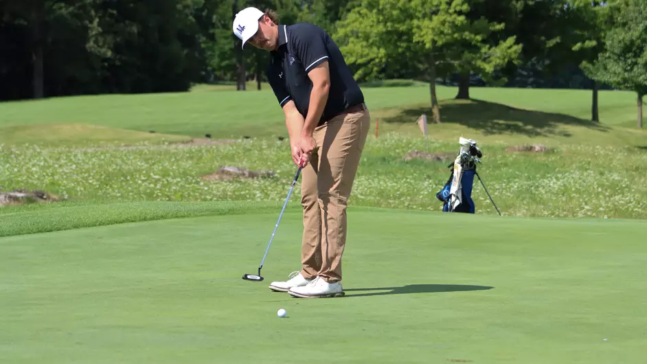 Men playing golf for college