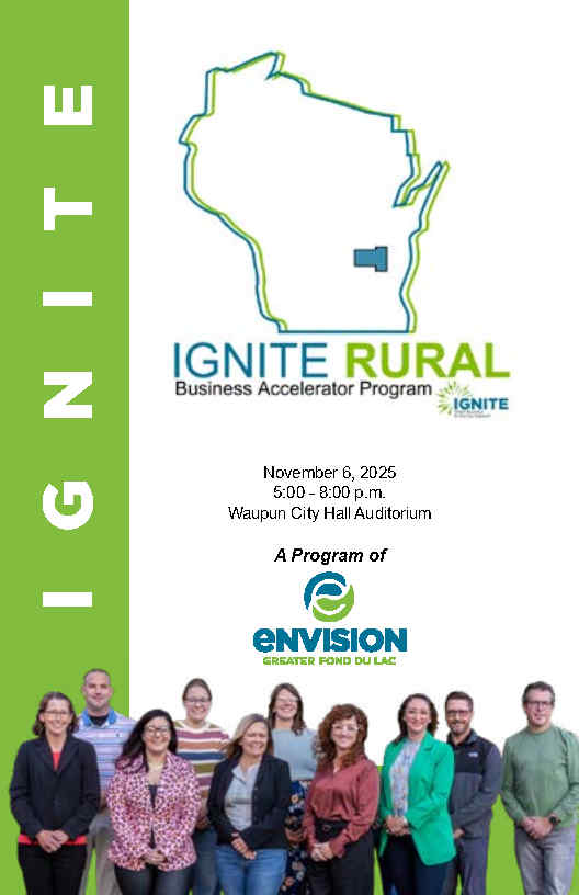 IgniteRuralPitch_Program_5.5x8.5_DIGITAL_Page1 Ignite Rural cover with a group of people