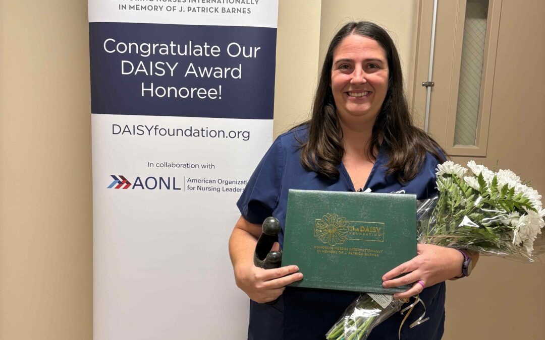 Internal Medicine nurse receives Fond du Lac Regional Clinic DAISY Award for Extraordinary Nurses honor