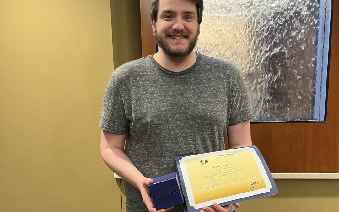 SSM Health Ripon Community Hospital ER patient access rep receives BEE Award