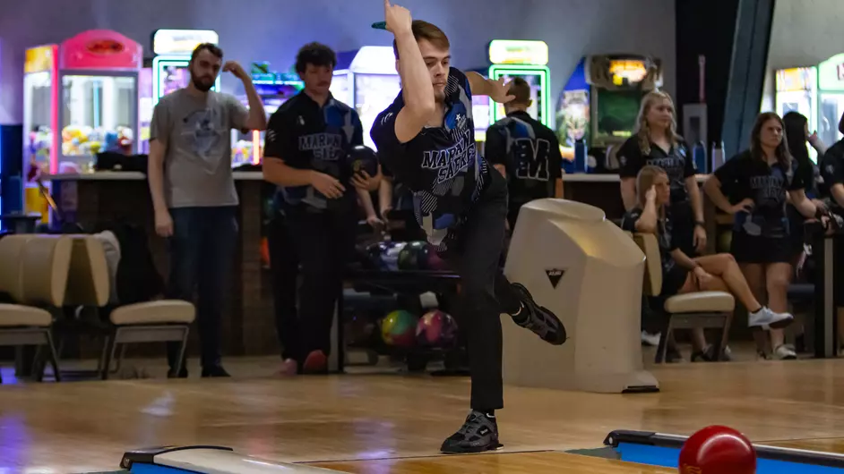 Men playing college bowling