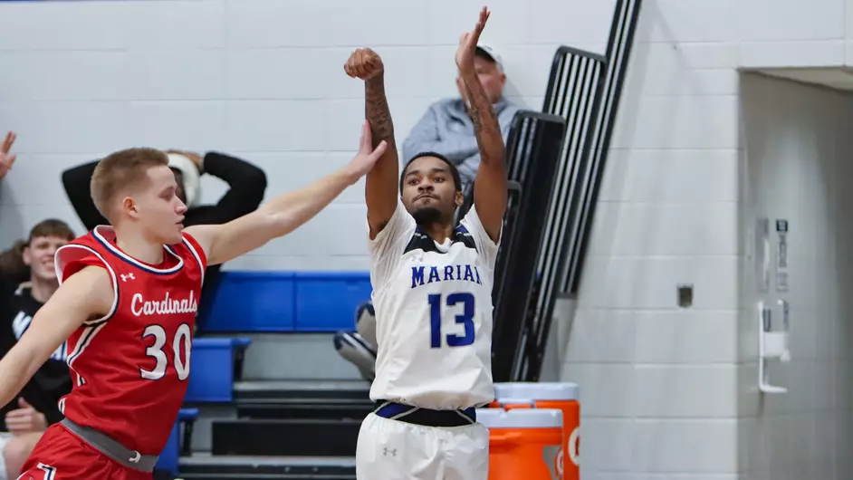 men playing college basketball